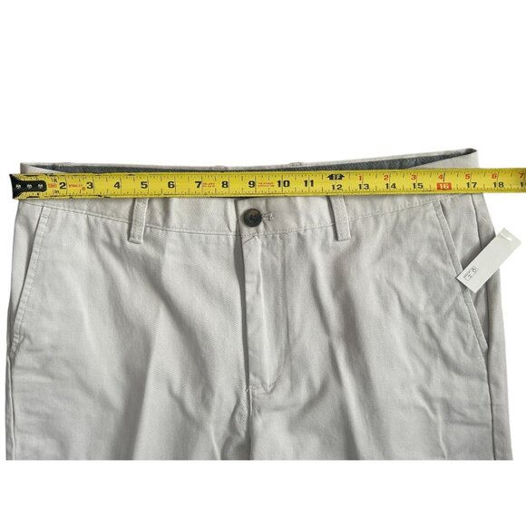 Amazon Essentials Slim-Fit 9" Stretch Chino Short 100% Cotton Light Grey 34W - Picture 10 of 11
